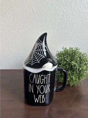 Rae Dunn ‘Caught In Your Web’ Black Gnome Mug with Topper Black /White New